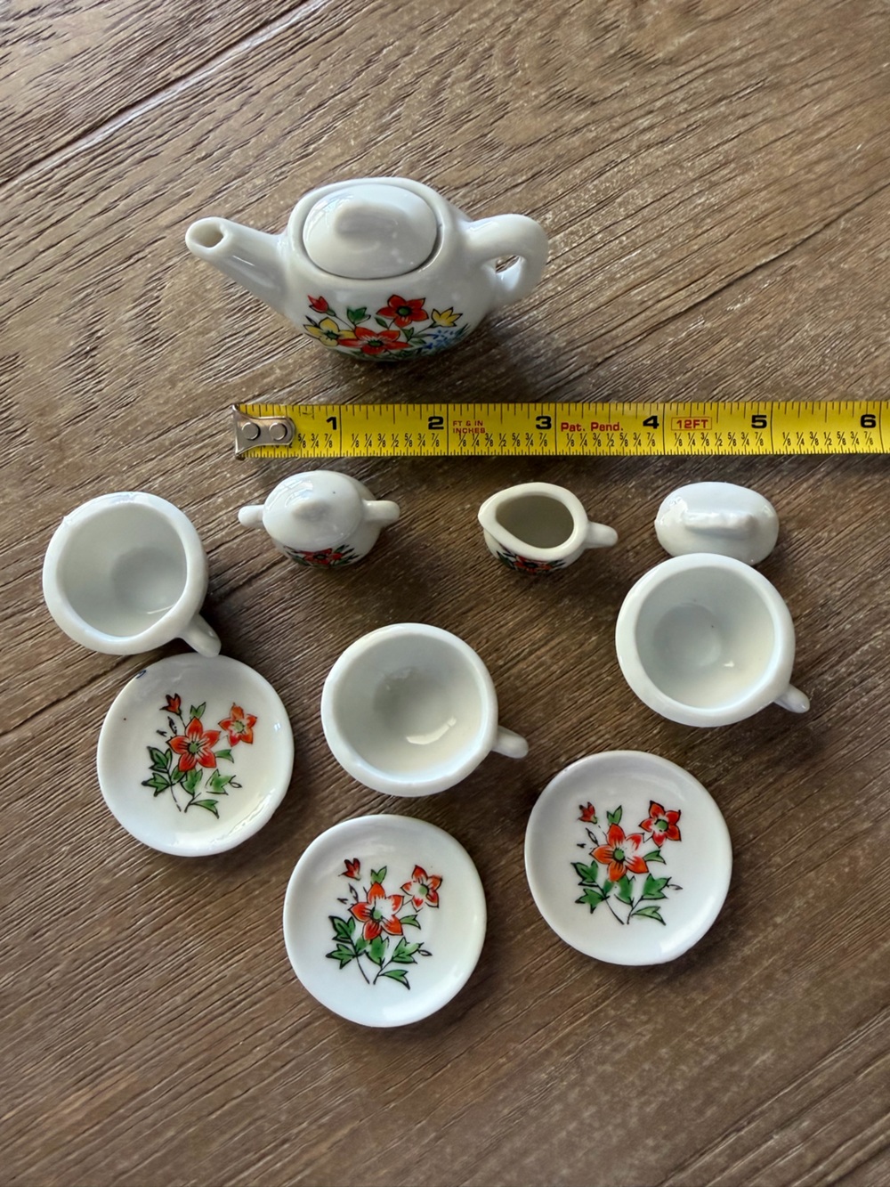 Vintage Miniature Porcelain Tea Set Made in Japan, Floral Pattern, 12 piece, EUC - Picture 13 of 14